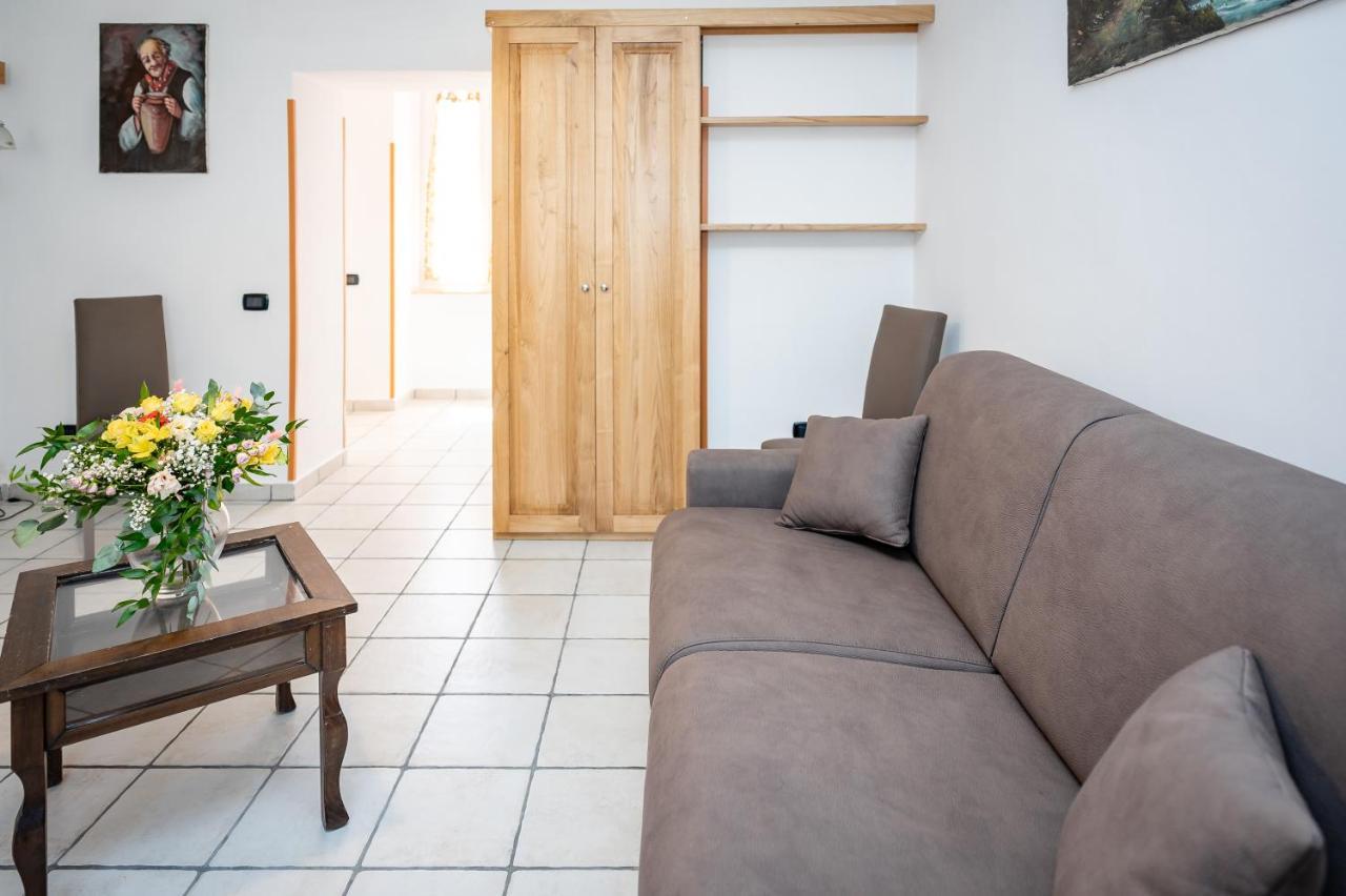הוילה קפריולי Casa Aniello מראה חיצוני תמונה